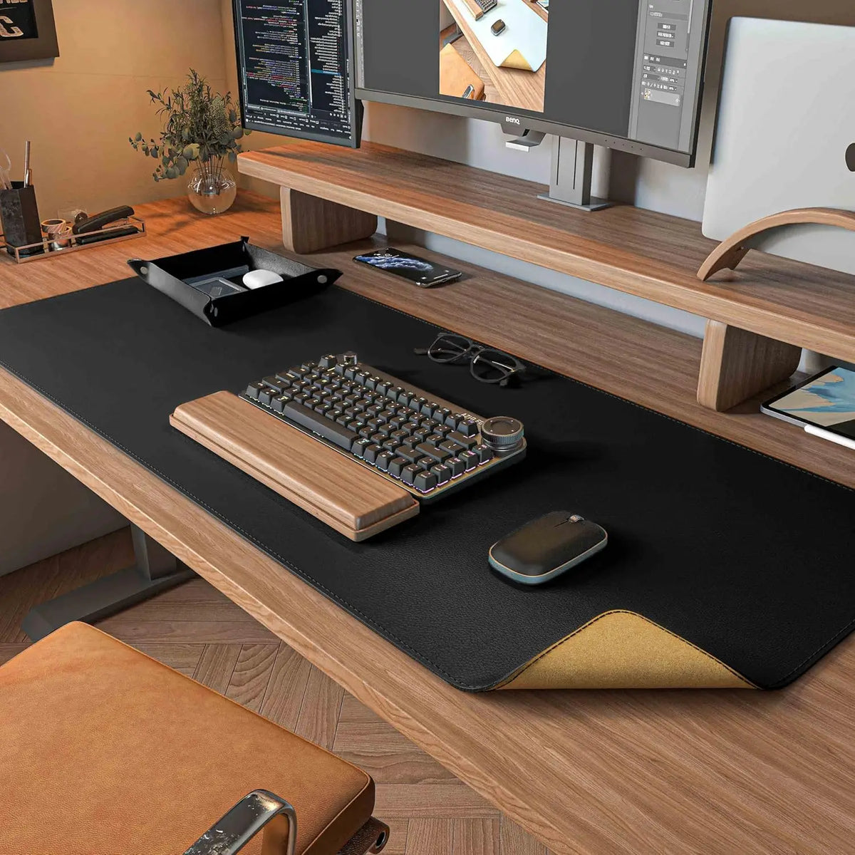 Deskoze Kork Reversible Cork & Leather Desk Mat by Deskoze